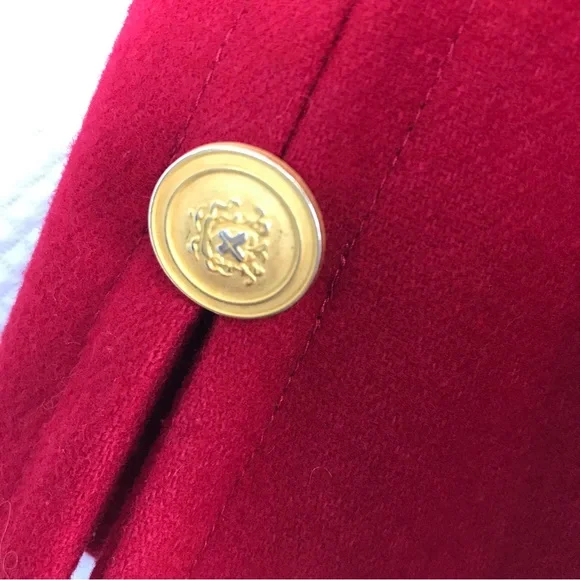 MALLI MARI Vintage 90’s Finland Red Wool Coat Fully Lined Gold Crest Buttons XL - Picture 4 of 8